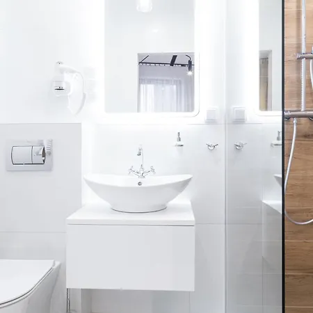 HOUSEHOST Apartment: Miodowa 42/8b street-2